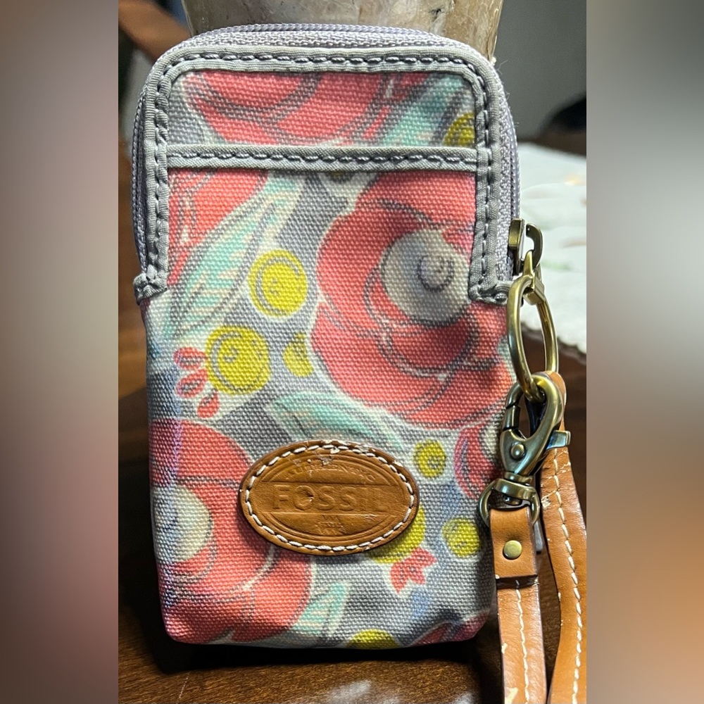 Fossil Multicolor Floral Canvas Wristlet